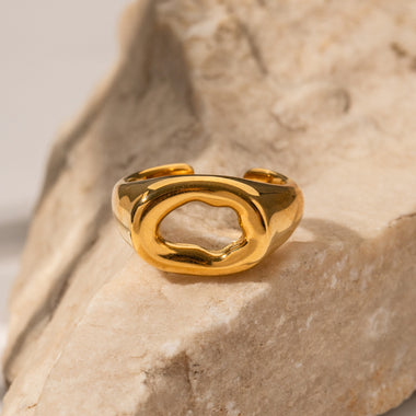18K gold simple and personalized irregular-shaped hollow design ring - QH Clothing