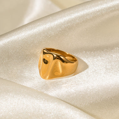 18K gold trendy simple wide hammer pattern design ring - QH Clothing