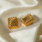 18k gold classic retro square braided design earrings - QH Clothing