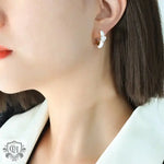 18K Gold C-Shaped Earrings with Heart-Shaped Zirconia - QH Clothing