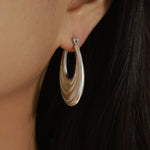 18K gold retro fashionable crescent design versatile earrings - QH Clothing