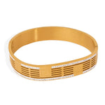 18K gold exquisite and dazzling versatile bracelet with diamonds on both sides and hollow design - QH Clothing