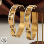 18K gold exquisite and dazzling versatile bracelet with diamonds on both sides and hollow design - QH Clothing