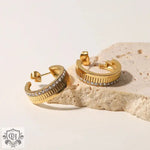 18K Gold Diamond Stripe Earrings - QH Clothing