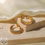 18K Gold Diamond Stripe Earrings - QH Clothing