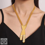 18k gold noble and atmospheric letter W arranged with diamond design necklace and bracelet set - QH Clothing