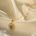 18K Gold Disc Pendant Necklace with White Zircons - QH Clothing