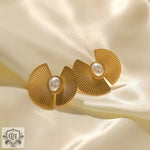 18K Gold Elegant Pearl Earrings - QH Clothing