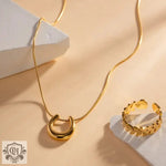 18K Gold Elegant U-Shaped Pendant Necklace - QH Clothing