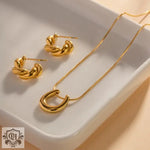 18K Gold Elegant U-Shaped Pendant Necklace - QH Clothing