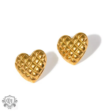 Pair of textured 18k gold heart-shaped earrings featuring a diamond pattern design