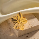 18K Gold Flower Opening Ring - QH Clothing