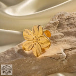 18K Gold Flower Opening Ring with a delicate and elegant gold flower design