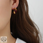 18K gold exquisite and noble geometric design versatile earrings - QH Clothing