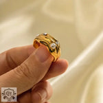 18K Gold Geometric Pearl Ring - QH Clothing