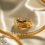 18K Gold Geometric Pearl Ring - QH Clothing