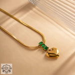 18K Gold Heart Pendant Necklace with Green Zircon - QH Clothing