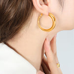 18K Gold Simple Atmospheric Hollow Round Design Versatile Earrings - QH Clothing