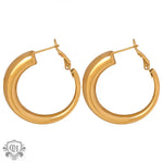 18K Gold Simple Atmospheric Hollow Round Design Versatile Earrings - QH Clothing