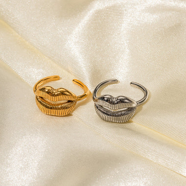 18K gold novel and trendy lip pattern design ring - QH Clothing