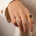 18K gold exquisite and novel hollow love heart inlaid pearl design ring - QH Clothing