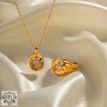 18K Gold Love Pendant Necklace - QH Clothing