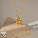 18K Gold Love Pendant Necklace - QH Clothing