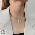 18K Gold Moon Pendant Necklace - QH Clothing