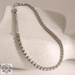 Silver snake chain in 18K gold noble and elegant bracelet necklace set chain design