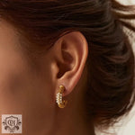 18K Gold Pearl C Shape Earrings - QH Clothing