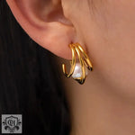 18K Gold Pearl C-Shape Earrings - QH Clothing