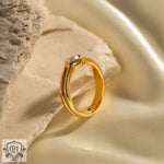 18K Gold Pearl Inlaid Ring - QH Clothing