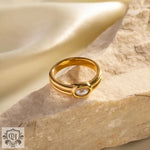 18K Gold Pearl Inlaid Ring - QH Clothing