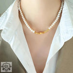 18K Gold Pearl Triangular Necklace - QH Clothing