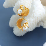 18K Gold Delicate and Fashionable U-Shape Inlaid Pearl Design Versatile Earrings - QH Clothing