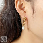 18K Gold Plated Asymmetric Chain Earrings with Pearl Accents - QH Clothing