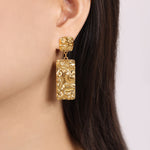 18K gold fashionable simple pleated texture design earrings - QH Clothing