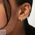 18K Gold Rectangular Diamond Earrings - QH Clothing