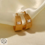 18K Gold Rib Design Earrings - QH Clothing