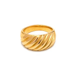 18K Gold Ribbed Ring - QH Clothing