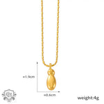 Gold beaded chain necklace with pendant in 18K gold light luxury style design