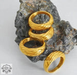 18K Gold Simple Striped Design Ring - QH Clothing