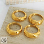 18K Gold Simple Striped Design Ring - QH Clothing