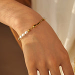 18K gold retro fashion special-shaped water drop and pearl design bracelet - QH Clothing