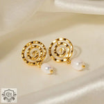 18K Gold Spiral Freshwater Pearl Earrings - QH Clothing