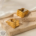 18K Gold Striped Earrings - QH Clothing