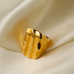 18k gold fashionable and personalized rectangular concave and convex texture design ring - QH Clothing