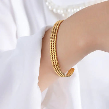 18K Gold Trendy Design Versatile Bracelets - QH Clothing