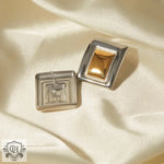 Two-toned square earrings in 18K gold with a rectangular design for special occasions