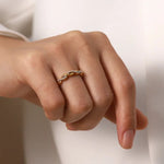 18K Gold Twist Design Ring - QH Clothing